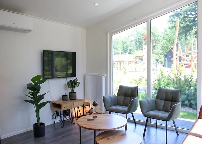 Stylish In For 6 Hoenderloo