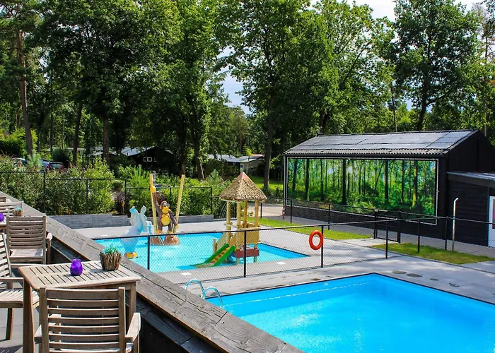 Stylish In For 6 Casa vacanze